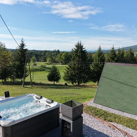 Cozy With Hot Tub & Pool Begunje pri Cerknici